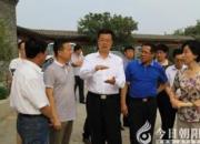 于言良在鳳凰山旅游景區(qū)現(xiàn)場辦公會上強調