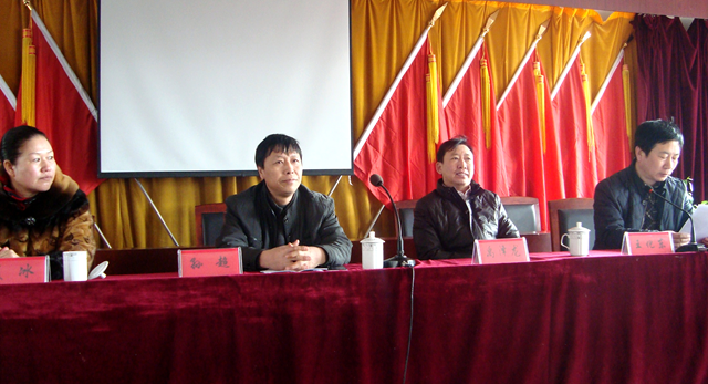 酒香永蘊(yùn)青山水 人志常懷大地春