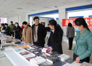 書(shū)香浸潤(rùn)校園 閱讀豐富人生（劉藝偉）